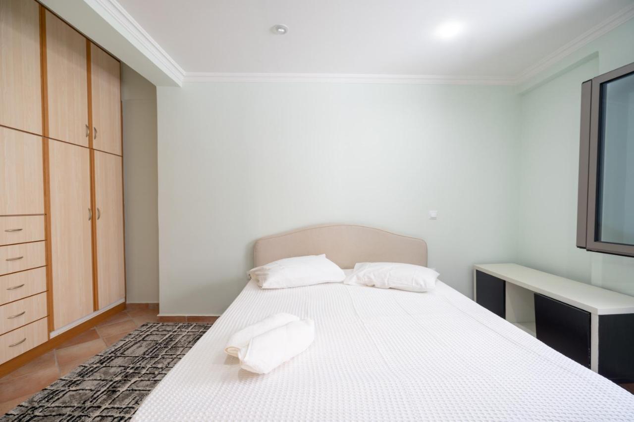 Rafina 1 Bedroom 2 Persons Apartment By Mps Kültér fotó